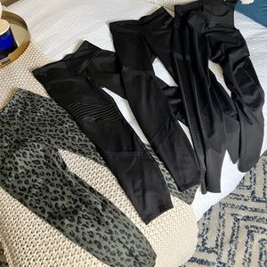 4 like new Old Navy Leggings